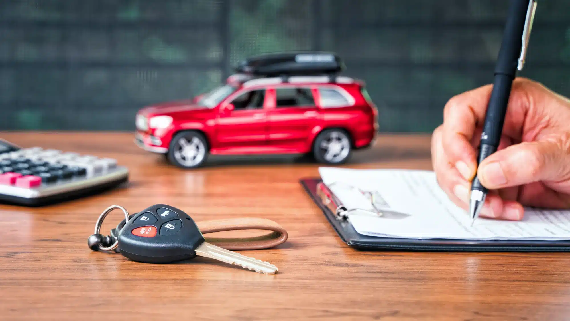 Full coverage auto insurance policy including liability, collision, comprehensive, and uninsured motorist protection for drivers and vehicles